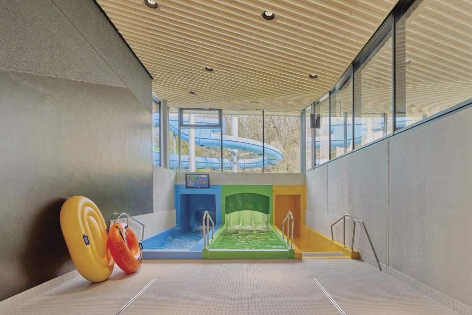 Überhaupt spielt Farbe bei der Gestaltung verschiedener Bereiche eine wichtige Rolle.