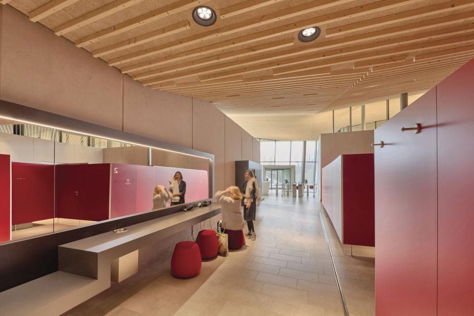 „Wärmende“ Farbgestaltung im Föhn- und Stiefelgang 